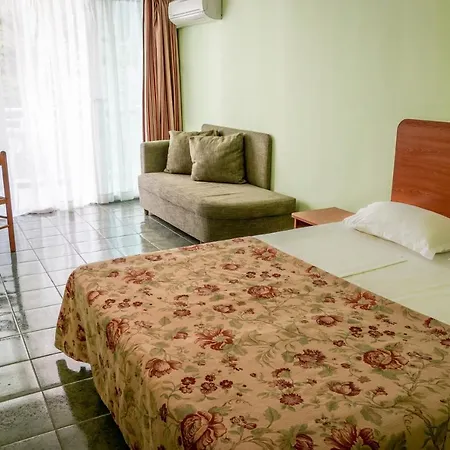 Malibu 4* Αλμπένα