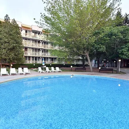 Malibu Отель 4*