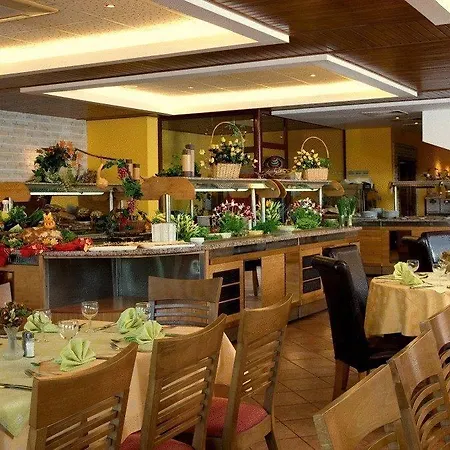 Malibu Отель 4*