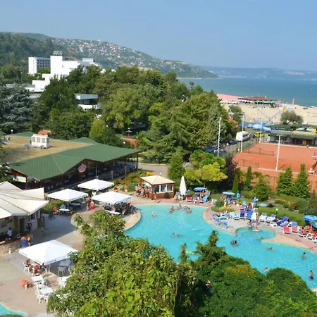 Malibu 4*