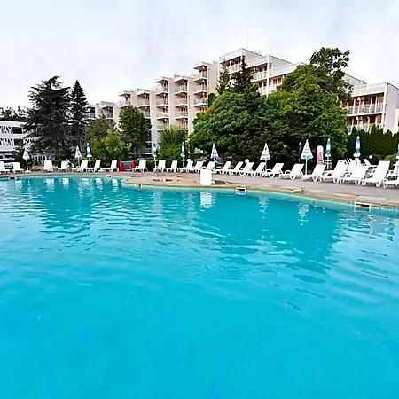 Malibu 4*